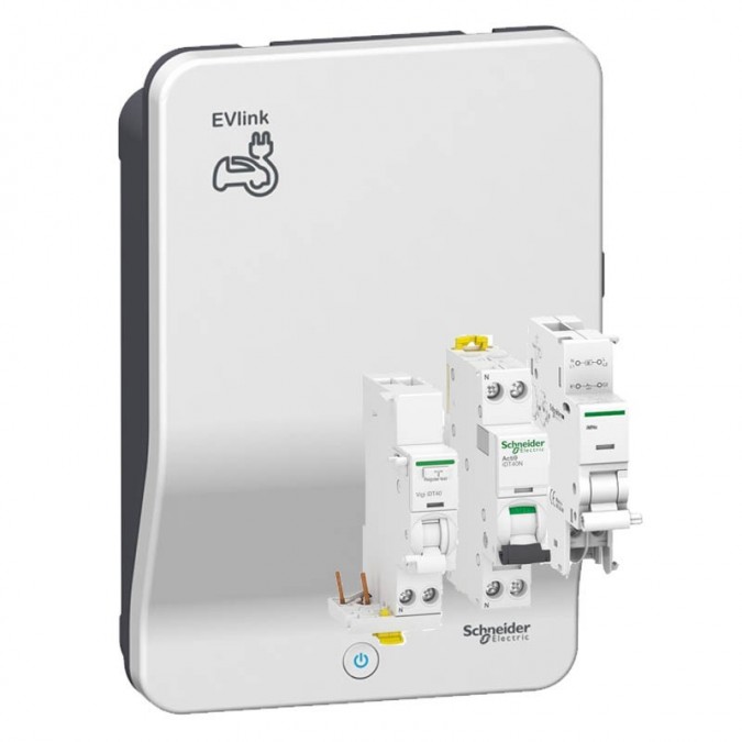 Borne EVlink Plus 7.4 kW + protections électriques